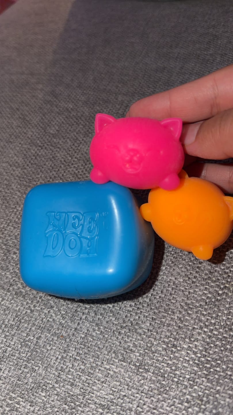 Customer photo review of Needoh Nice Cube Glow (Random Colour)