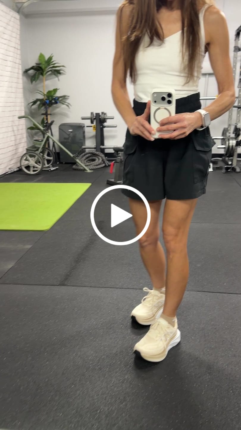 Customer video review of New Balance Women's Fresh Foam X More v6 in Permafrost with Bisque and NB 103 White