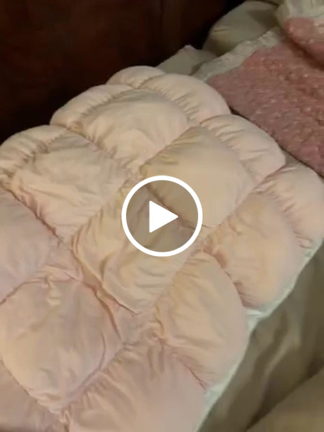 Customer video review of Puff Pillow