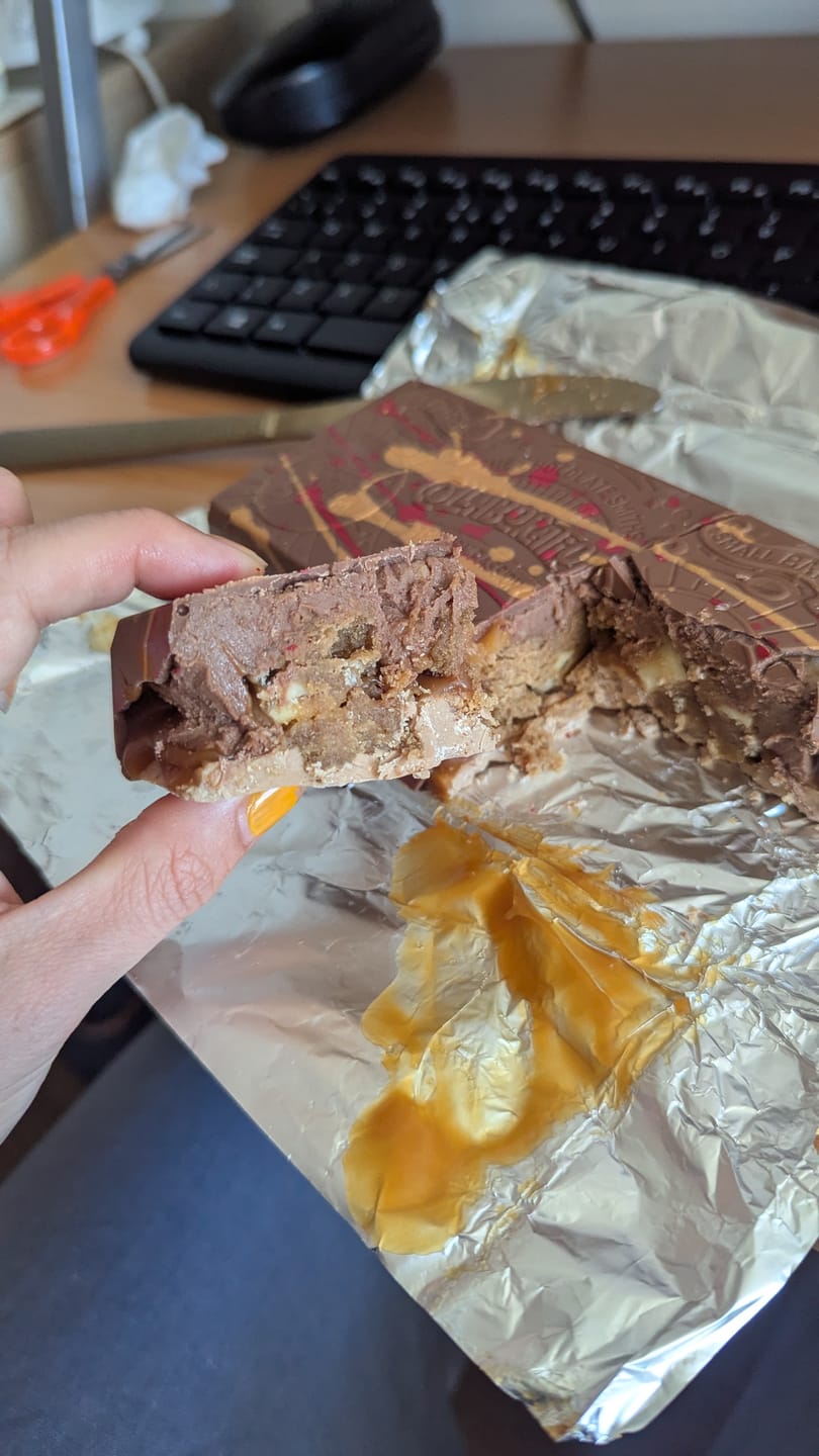 Customer photo review of The Bakineer X The Chocolate Smiths Collaboration 390g