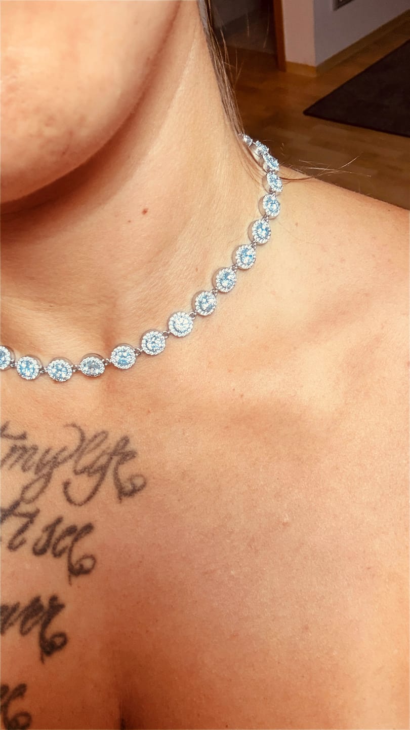 Customer photo review of Crystal Elegance Kette 14K Vergoldet