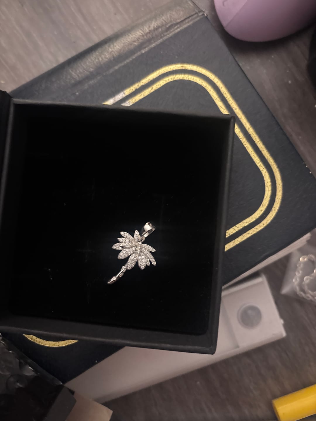 Customer photo review of Pendentif Le Palmier Givré En Moissanite