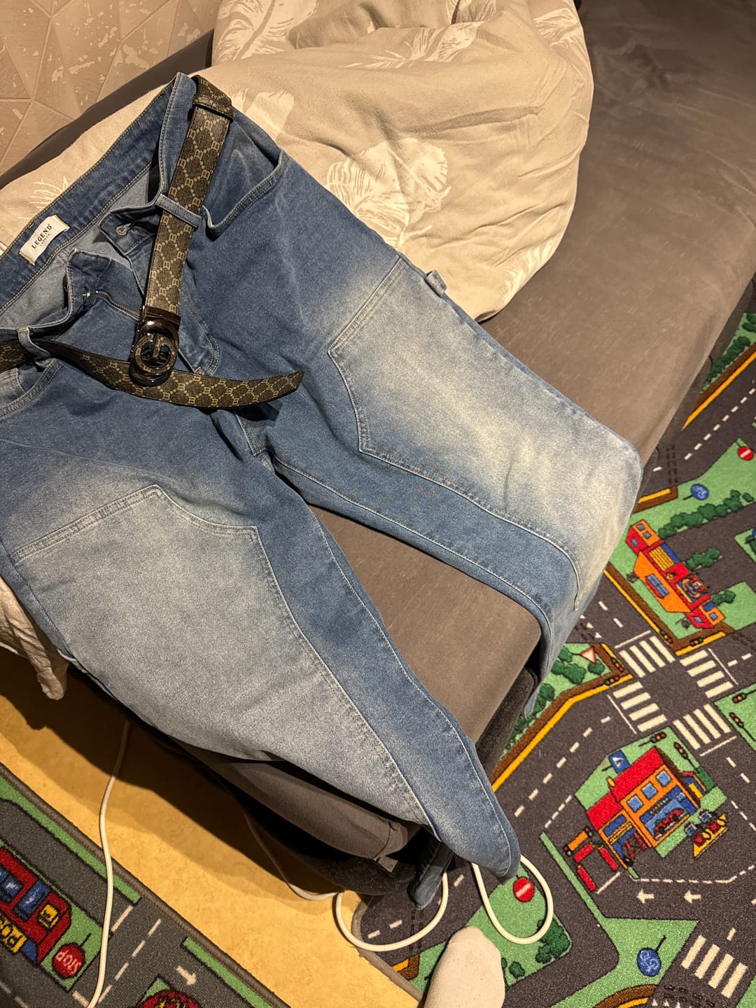 Customer photo review of CO Tonal Regular T-Shirt Brown