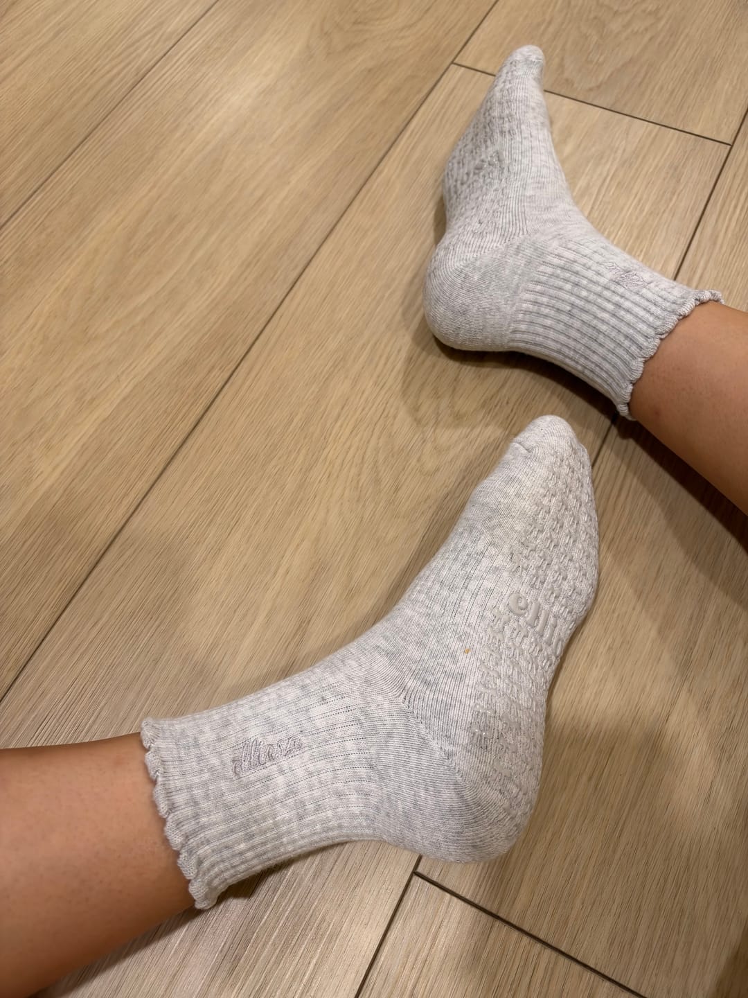 Customer photo review of Grip Basics - Grey
