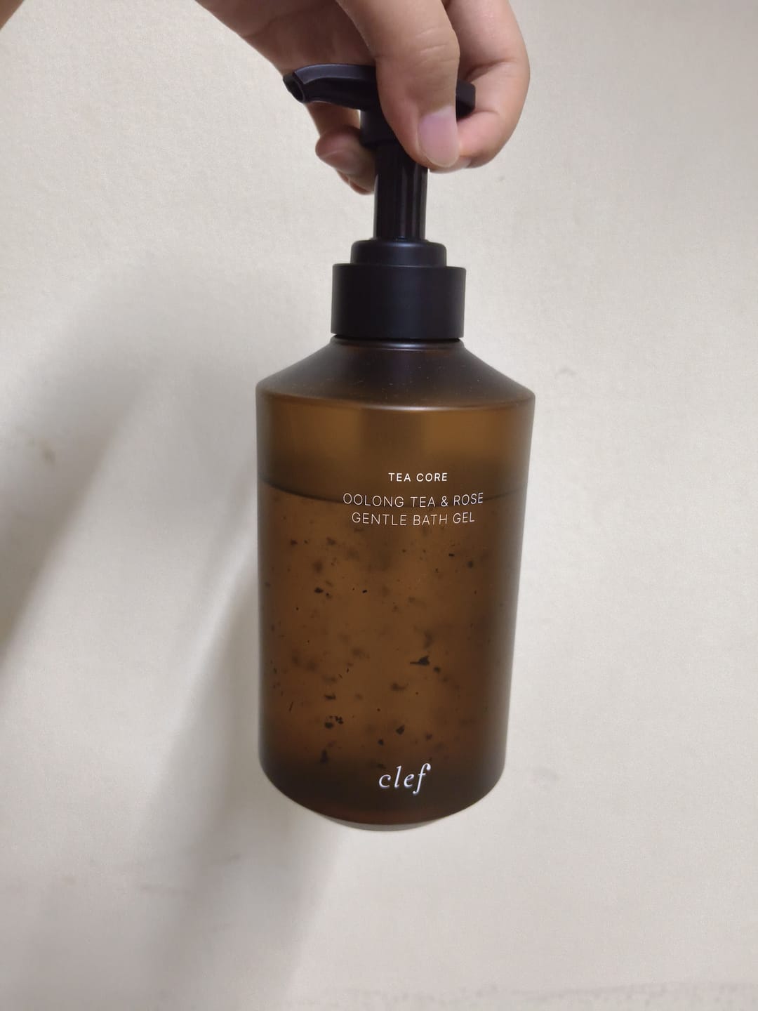 Customer photo review of Tea Core Oolong Tea & Rose Bath Gel