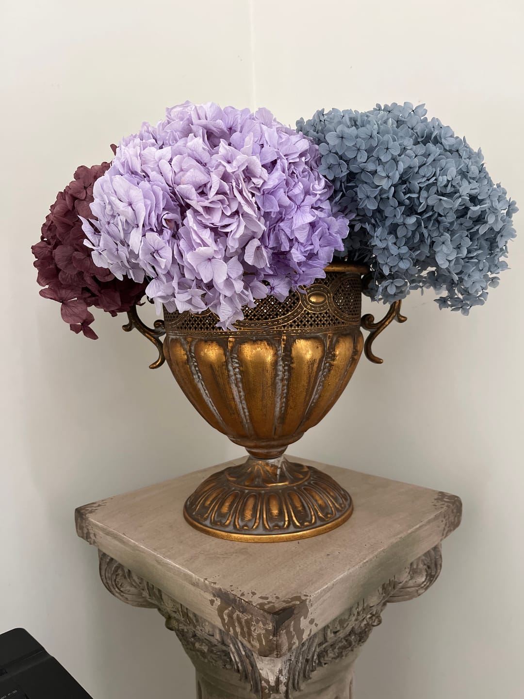 Customer photo review of Benjamin French Provincial Urn Planter, Antique Gold Metal 29cm