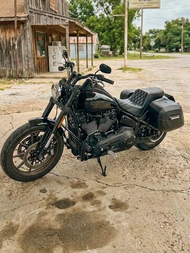 Customer photo review of 40L - Lamellar Raven Extra Large Leather Covered Motorcycle Hard Saddlebags for Harley Softail Low Rider S FXLRS