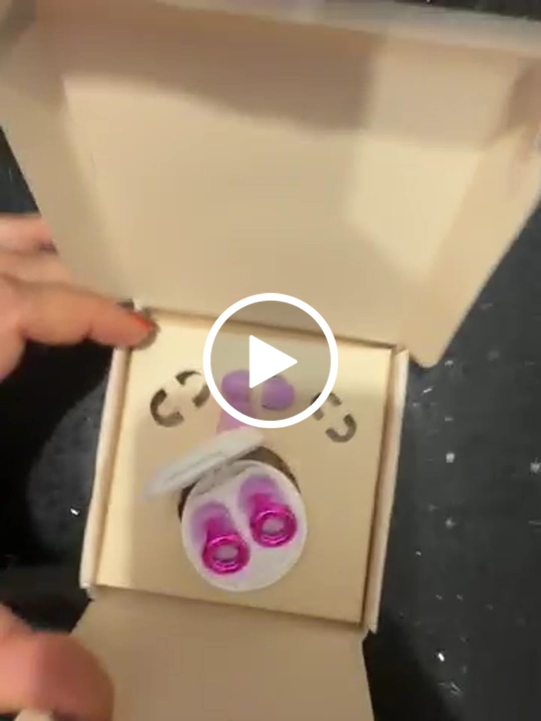Customer video review of Loop Switch™ 2 Iridescent