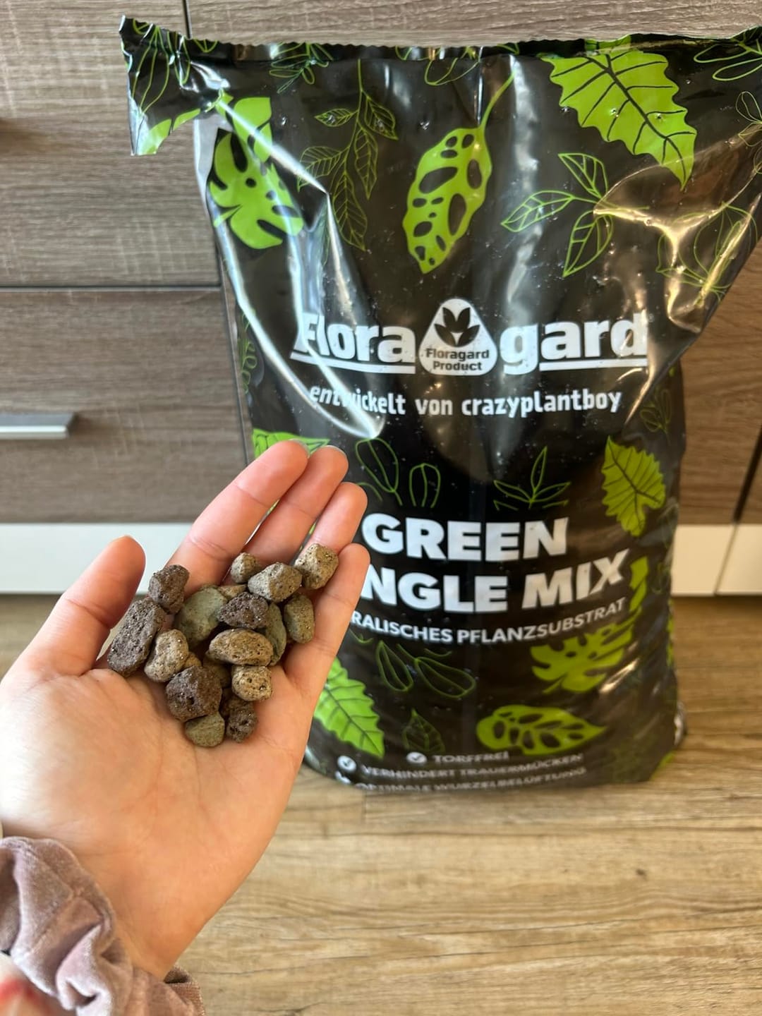 Customer photo review of Floragard Green Jungle Mix, Mineralisches Pflanzengranulat, Mineralische Blumenerde, ohne Torf