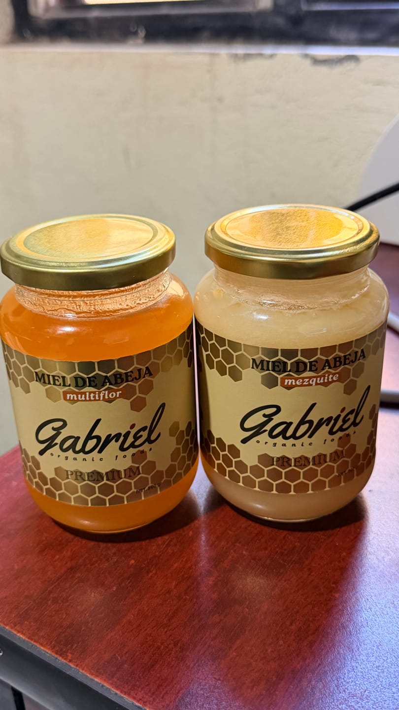 Customer photo review of Miel de Abeja 100% Pura de Flor de Mezquite (500 g)