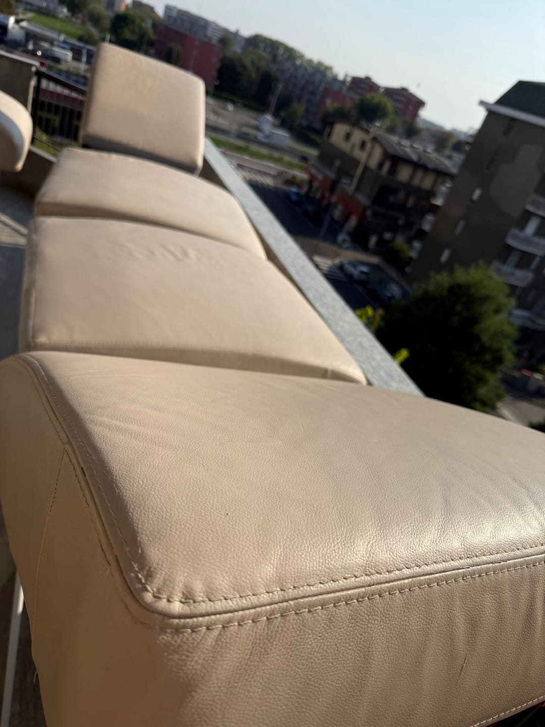 Customer photo review of Pittura Ecopelle - Pelle - Colore Personalizzabile