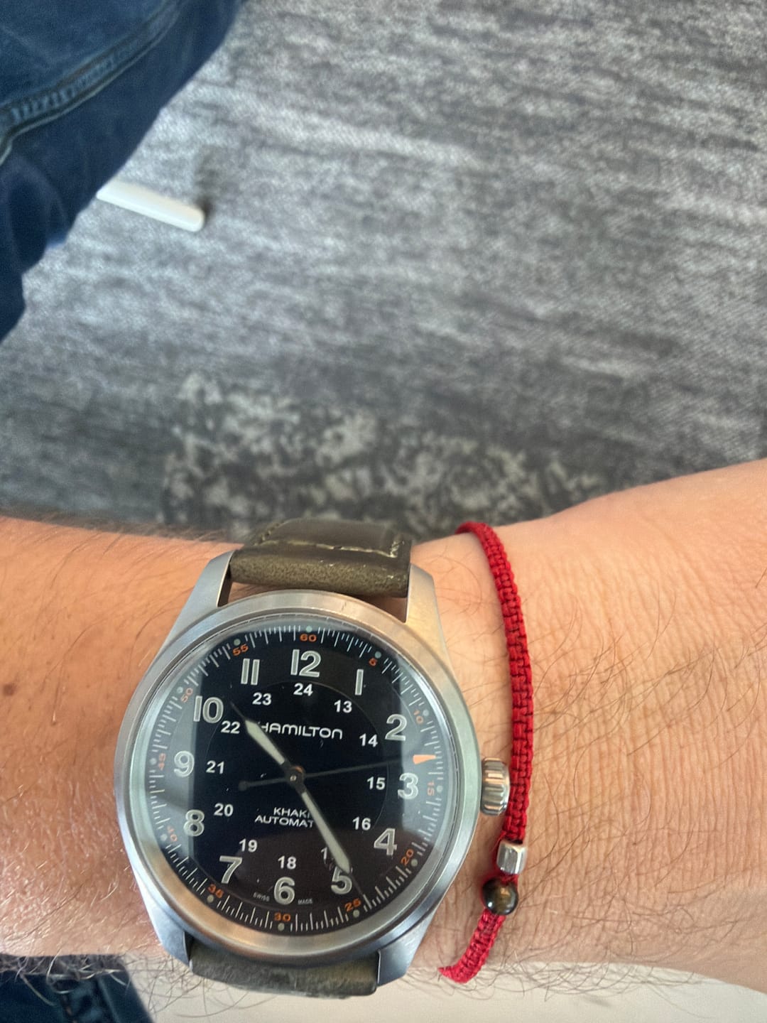 Customer photo review of Reloj Hamilton H70205830 Titanium Khaki Field Automático 38mm