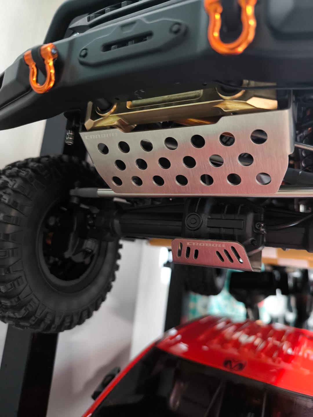 Customer photo review of Chassis Armor for 1/7 RC Crawler