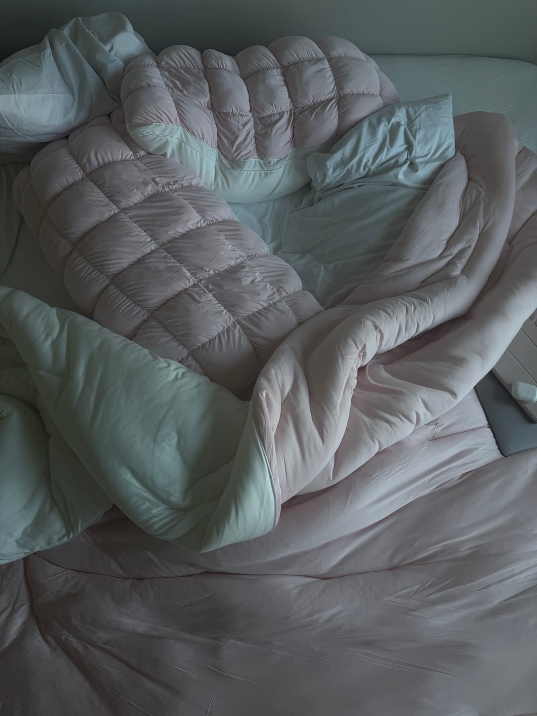 Customer photo review of MarshMellow Comforter