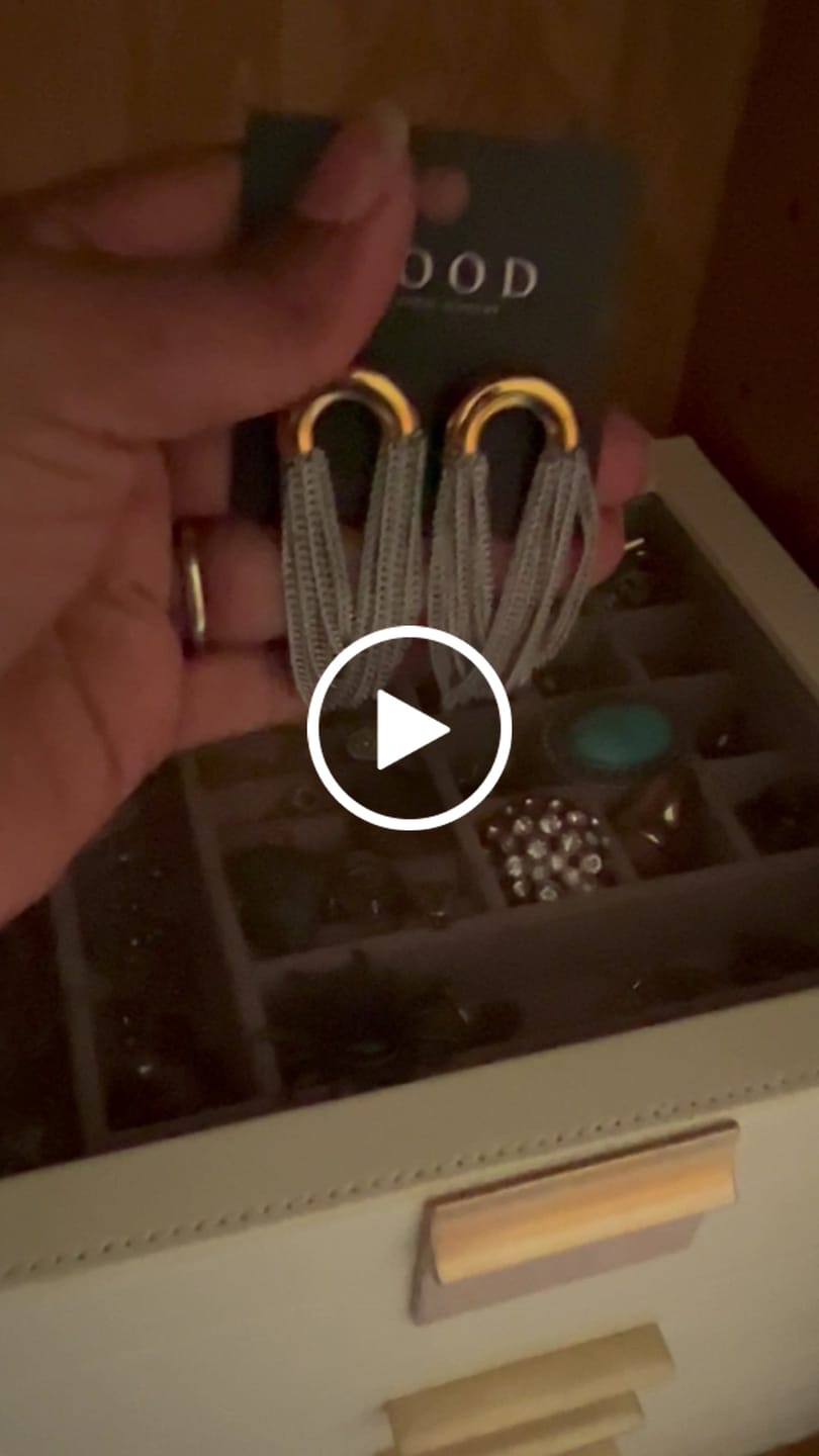 Customer video review of Rhea Chain Earrings