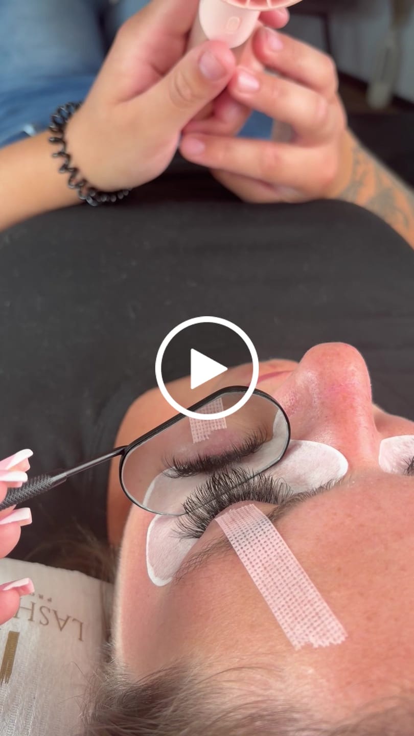 Customer video review of 8D Fertige Wimpernfächer 500 Lose