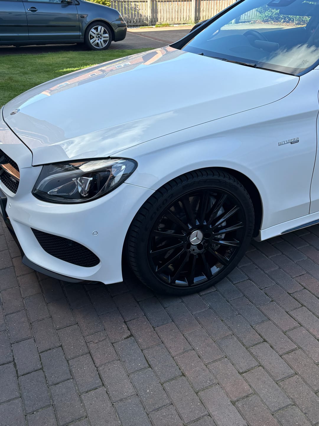Customer photo review of Clarity X - Window Cleaner & Panel Wipe