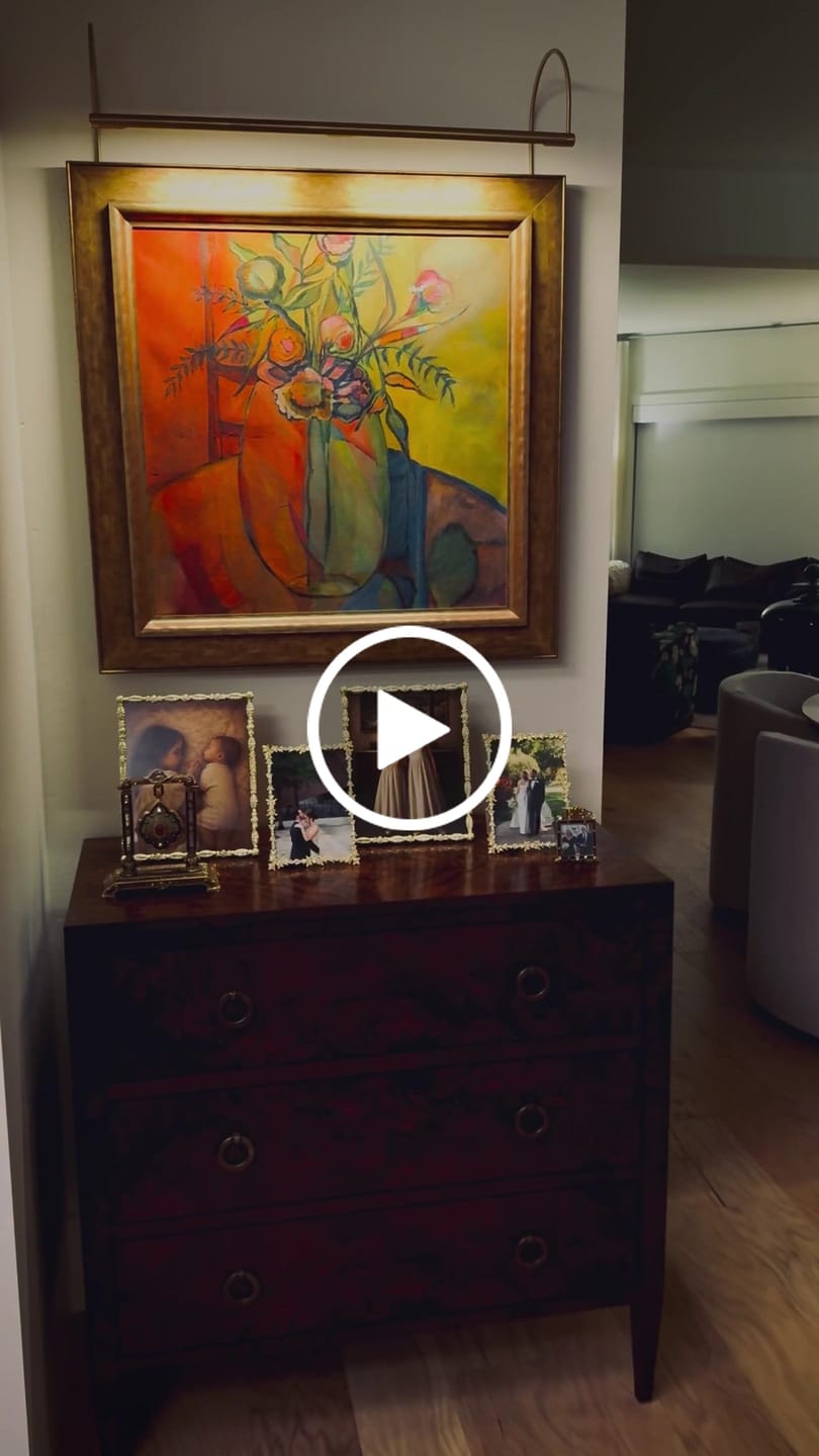 Customer video review of Asbury Picture Frame