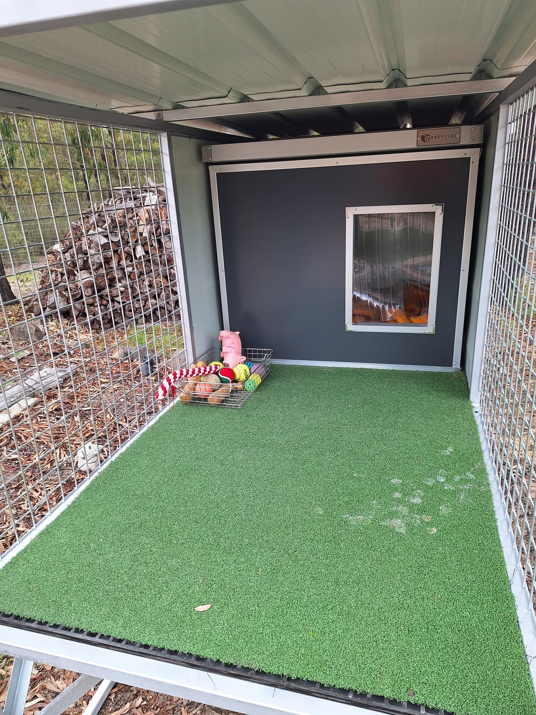 Customer photo review of CozyCube Coldroom Panel Insulated Dog House/Kennel