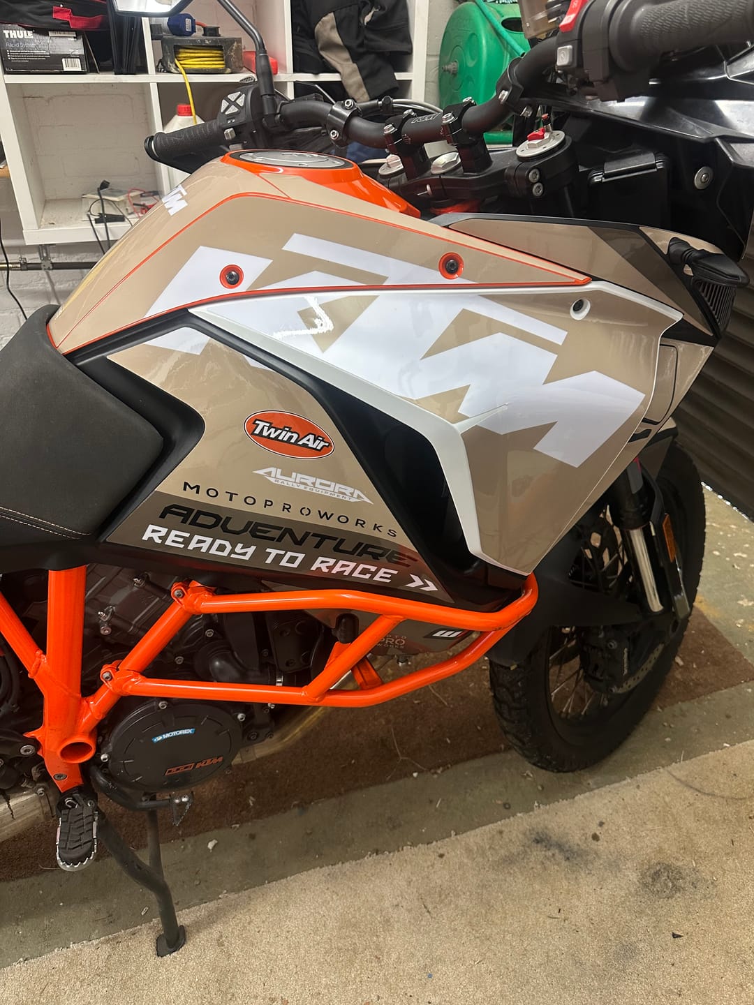 Customer photo review of KTM 1290 Super Adventure 2017-2020 GRAPHICS - "Waypointer" (Sand)