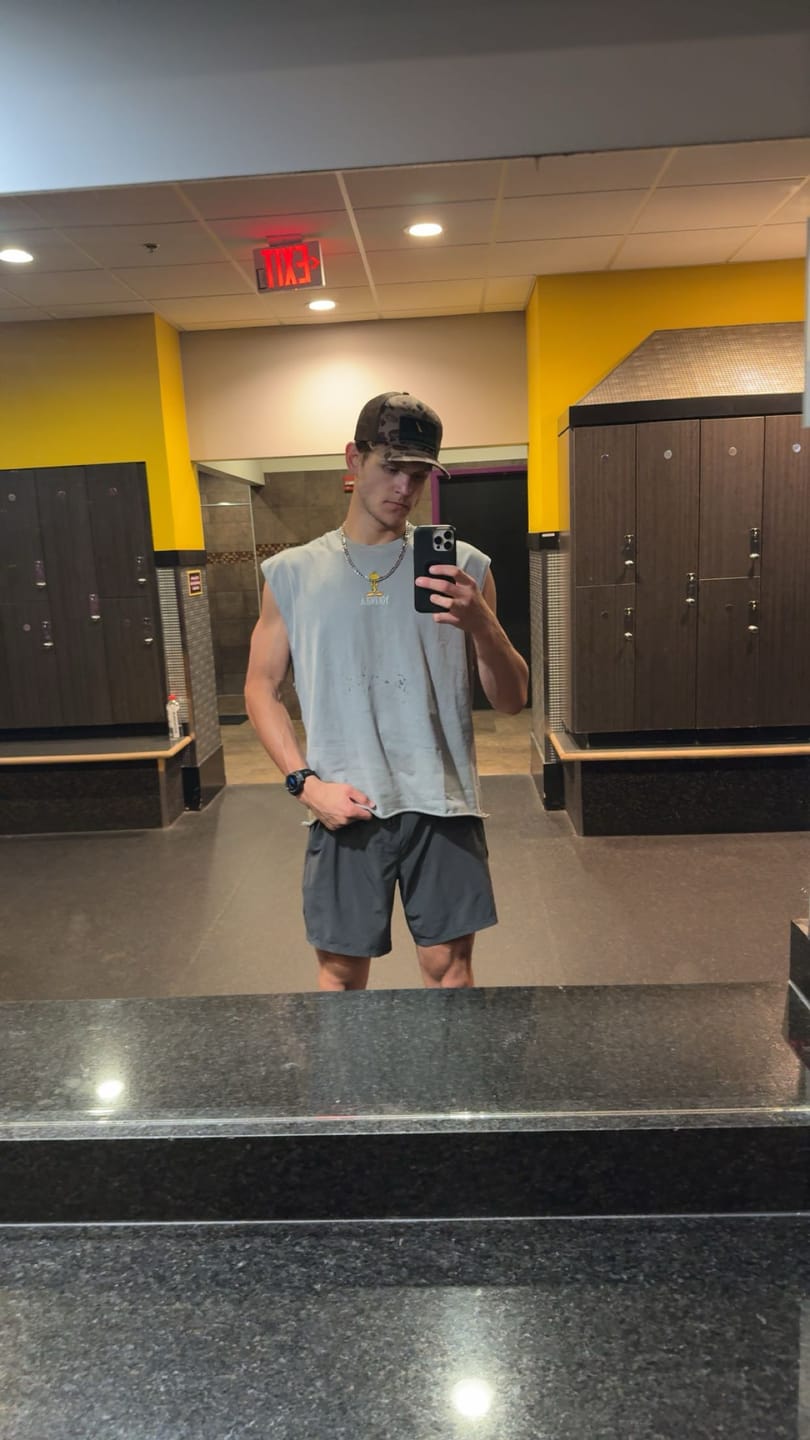 Customer photo review of 3107 - Looney Tunes Embroidered Cut-offs