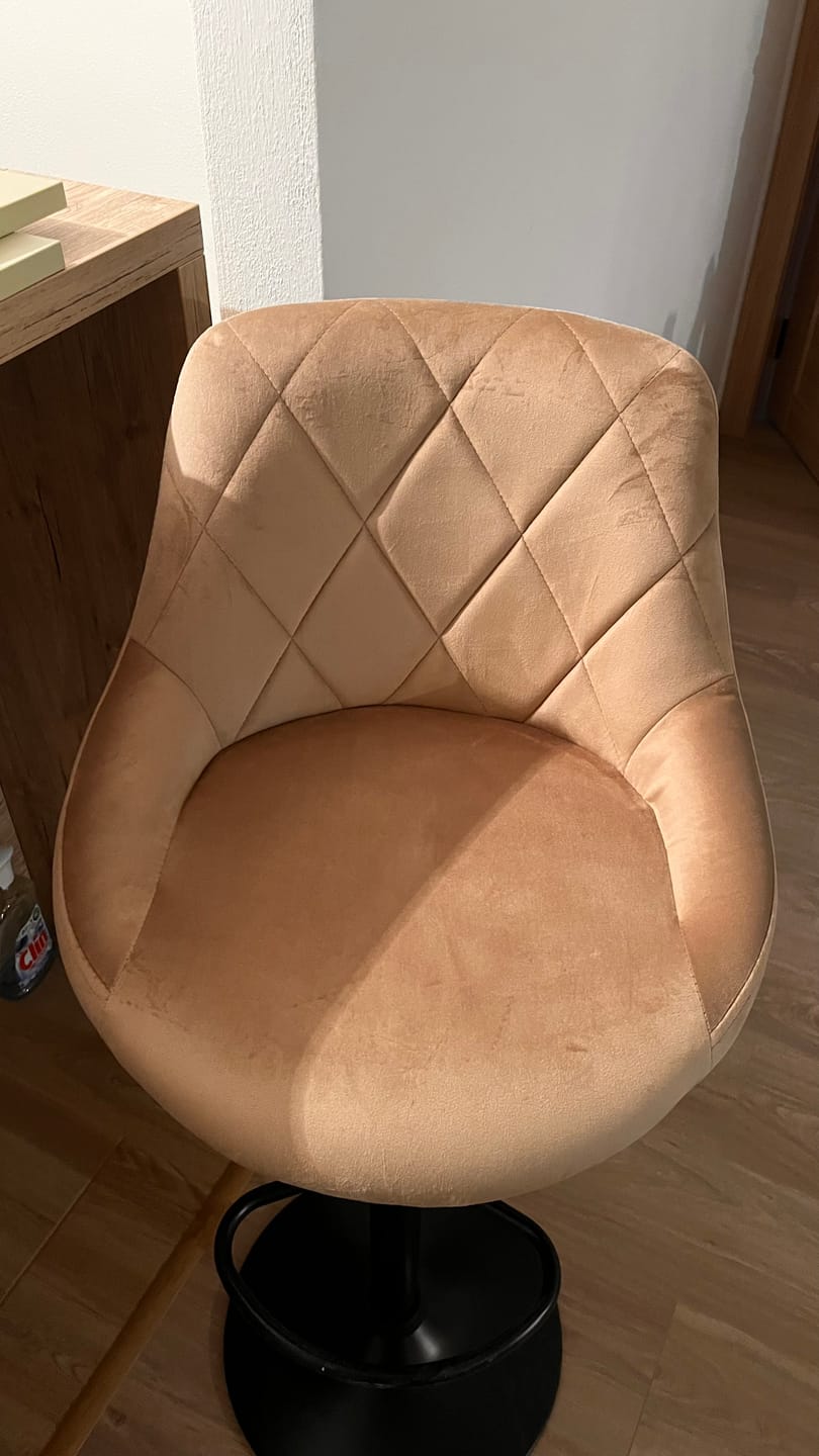 Customer photo review of Scaun bar H101, bej/negru, stofa catifelata/metal, 47x45x84 cm