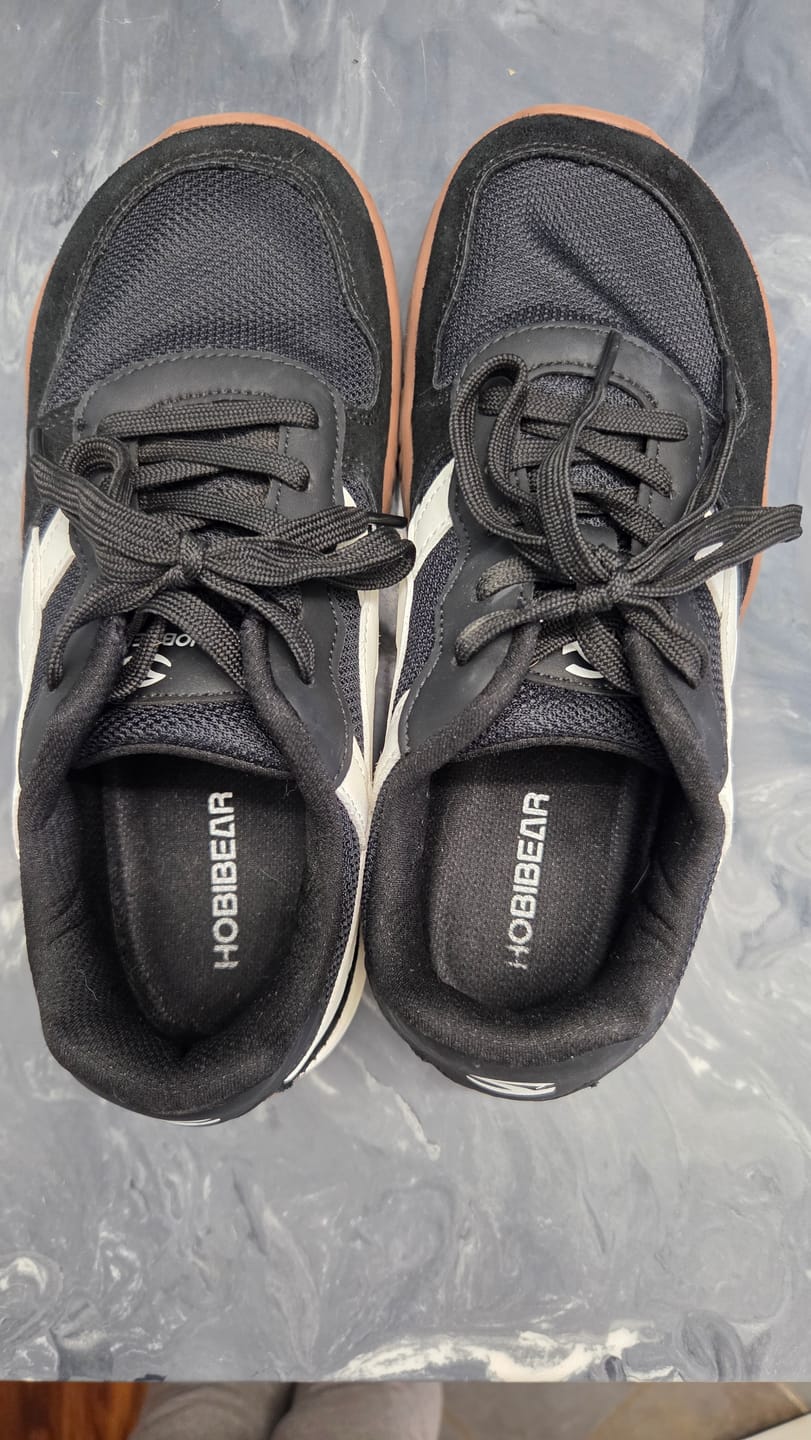Customer photo review of Hareball - Wide Toe Sneakers