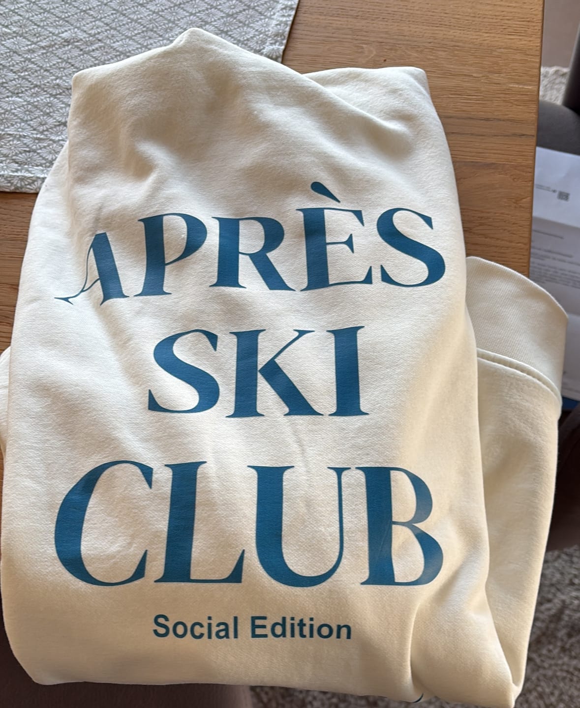 Customer photo review of Aprés Ski Club - Premium Hoodie