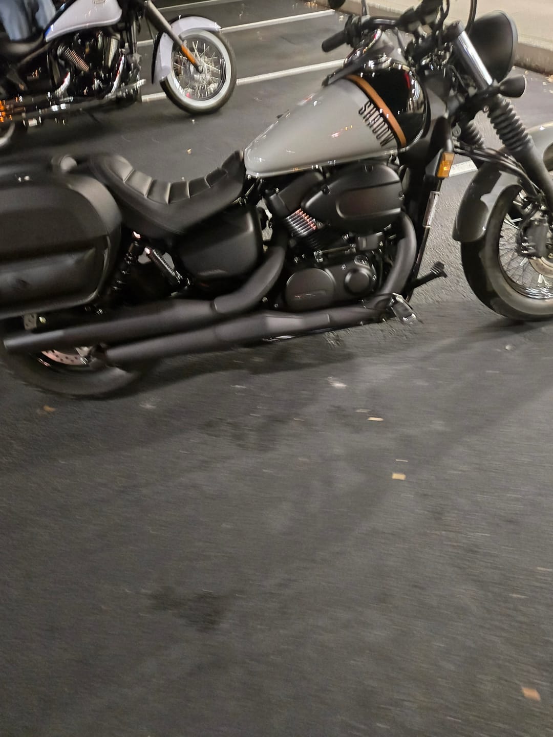 Customer photo review of 28L - Pantheon Medium Quick Mount 2024+ Honda Shadow Phantom 750 Motorcycle Saddlebags