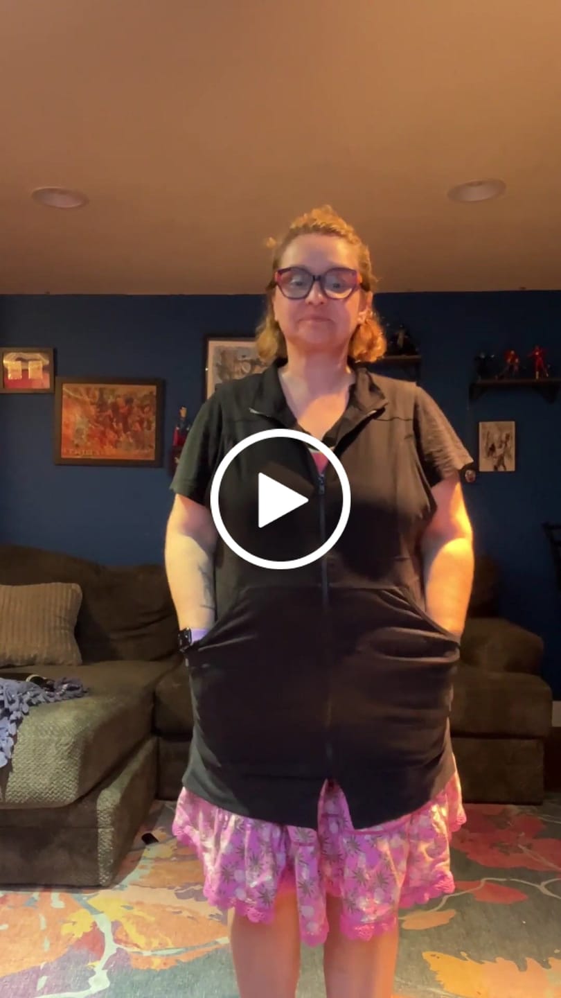 Customer video review of Carefree Long Vest (Reviewers)