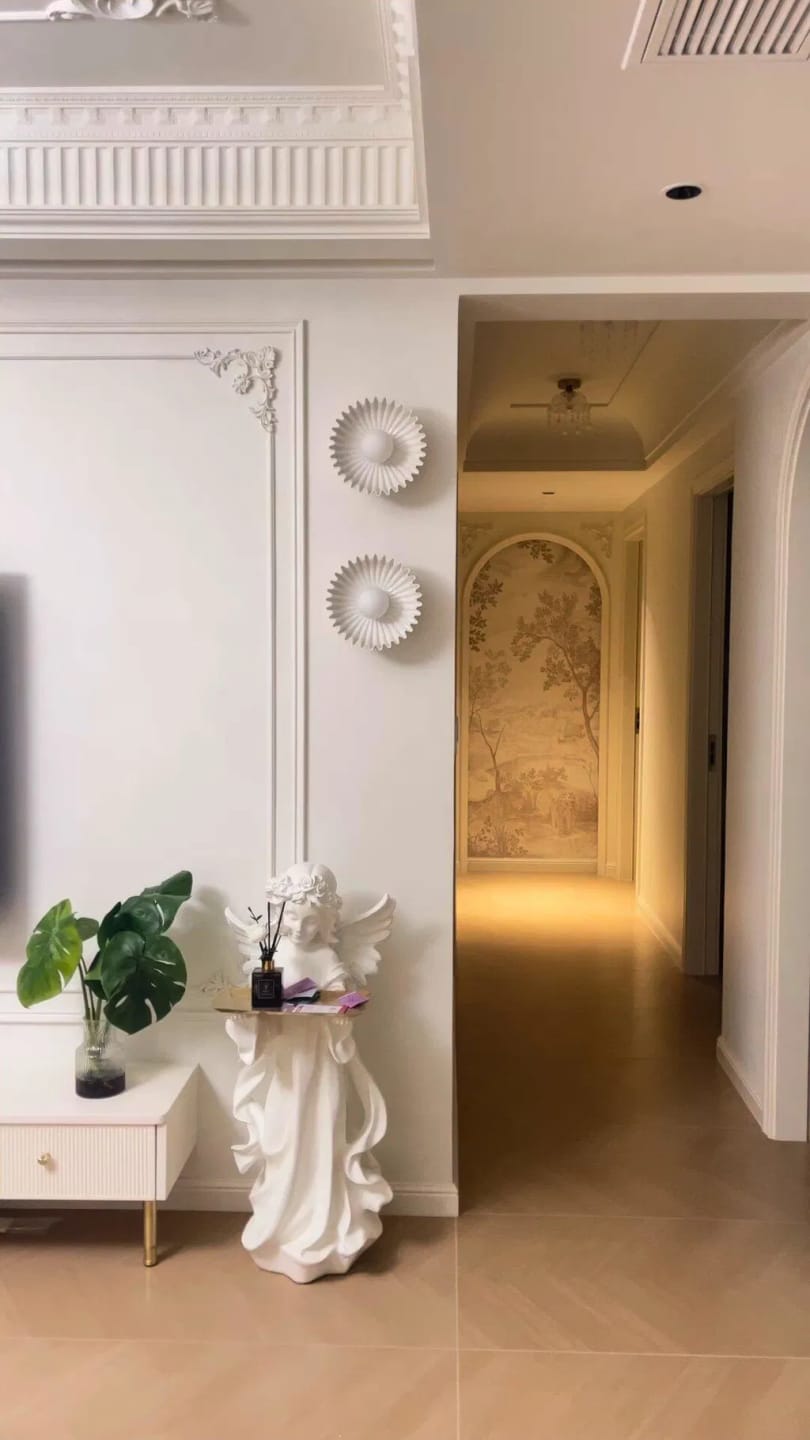 Customer photo review of Ceramic Flower Wall Sconce with Opal Globe Light