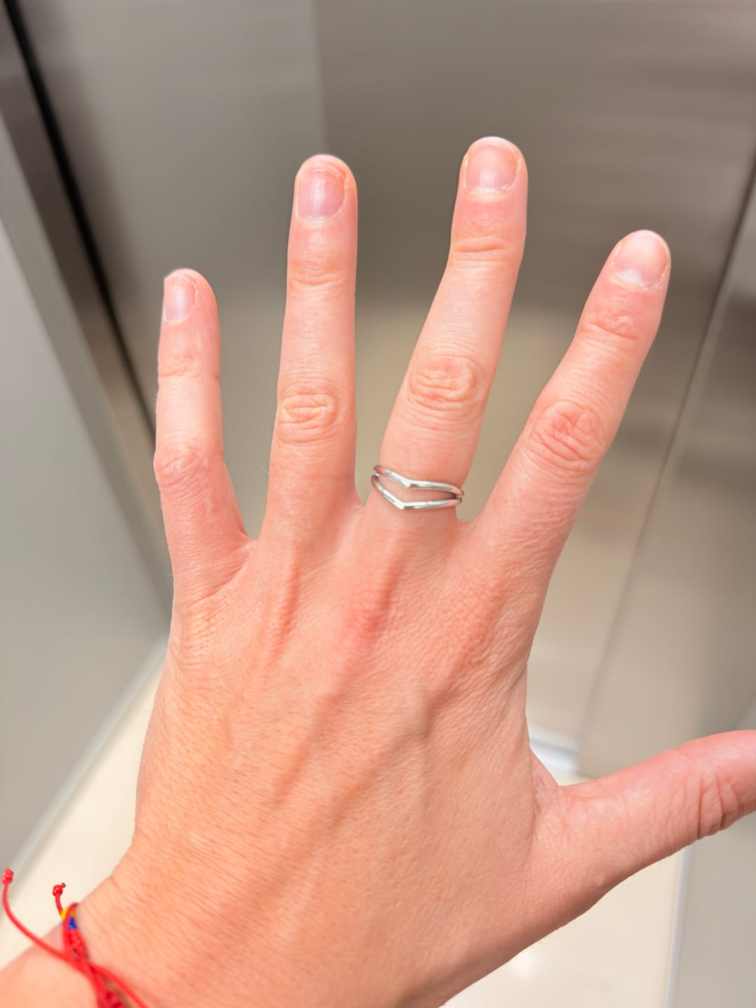 Customer photo review of Anillo Tiana
