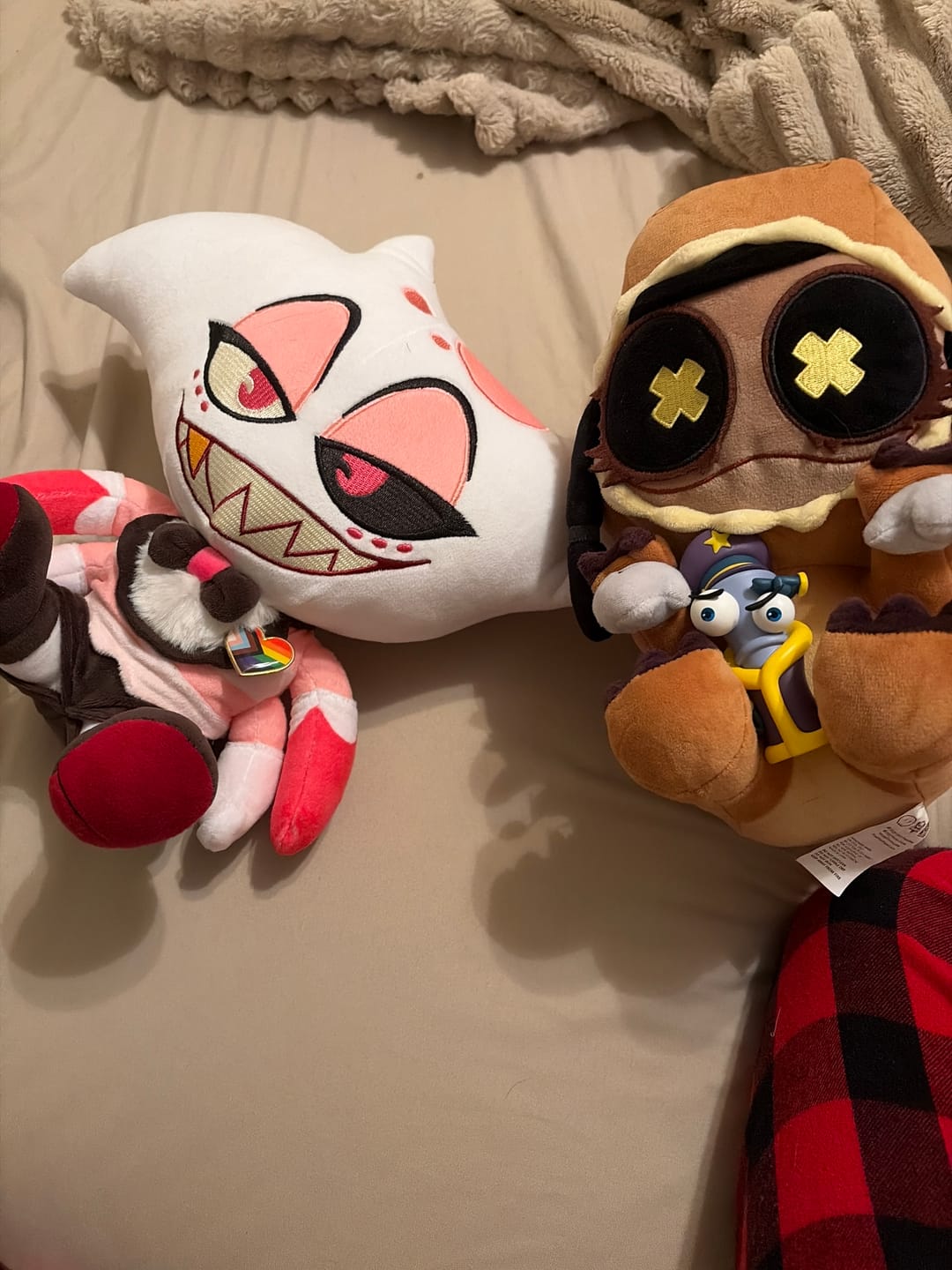 Customer photo review of Cyn T-Rex Plush