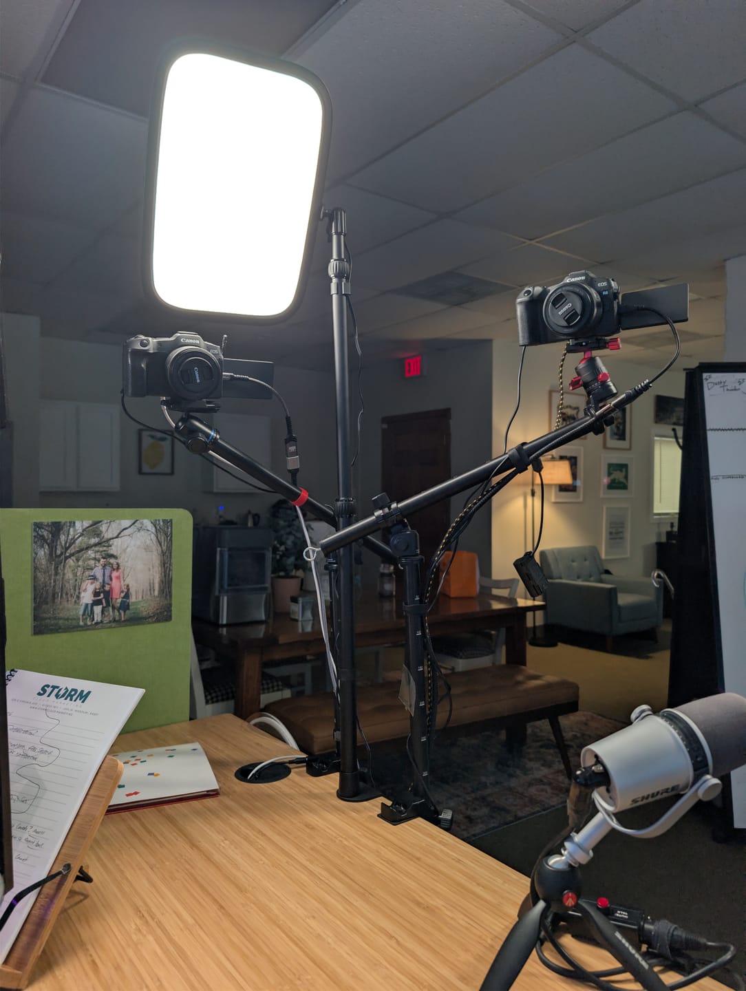 Customer photo review of SLIK Creator's Studio Kit w/ Sliding Arm II, Creator's Clamp, SBH-400AS Ball Head