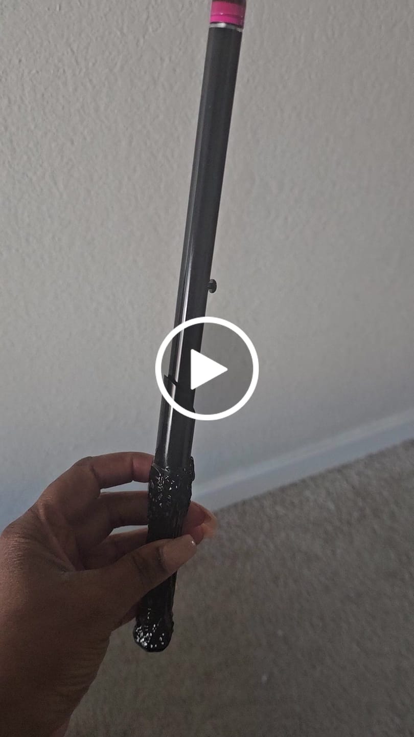 Customer video review of Wandjamin Cart Battery with LED Light & Slide to Hide Feature