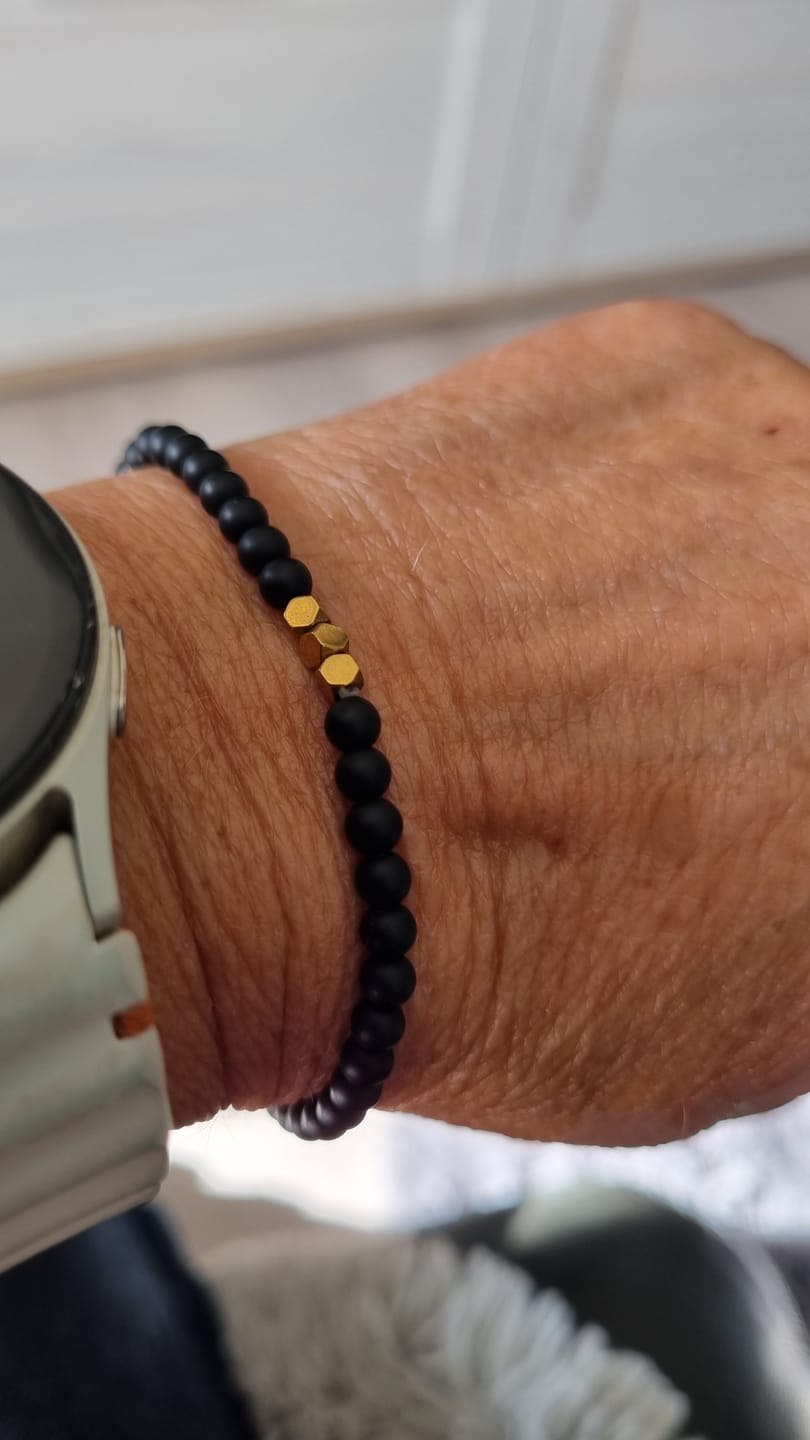 Customer photo review of Obsidian Armband