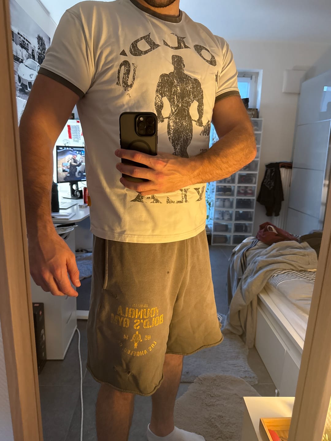 Customer photo review of 4009 - Golds Gym Ringer Tees