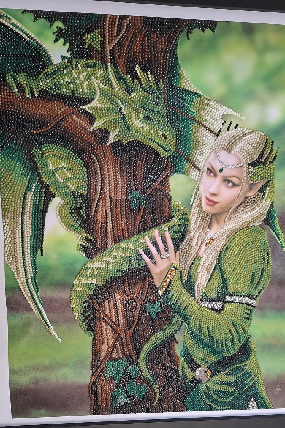 Customer photo review of Kindred Spirit Crystal Art® Scroll Kit Anne Stokes 40x50cm
