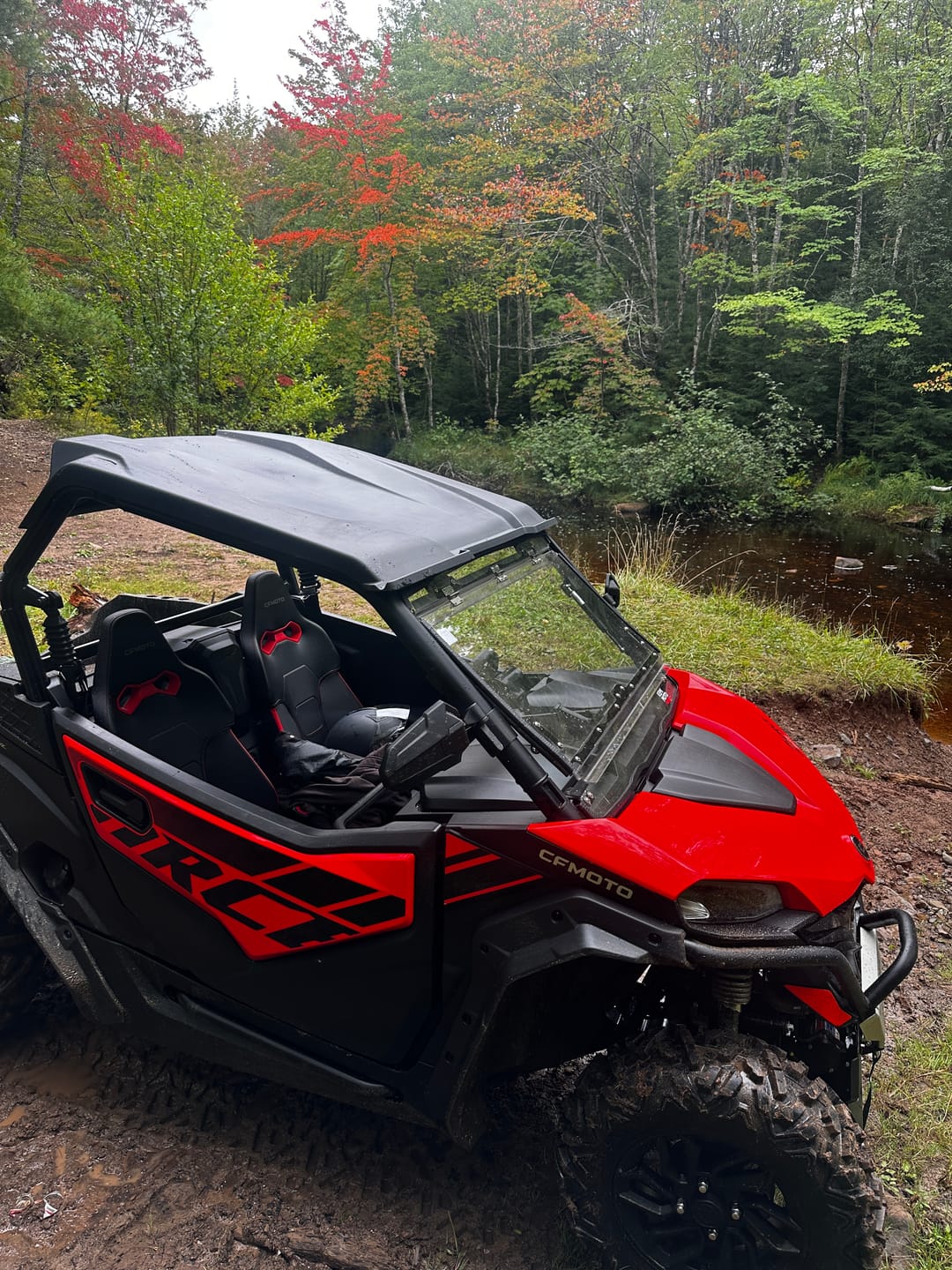 Customer photo review of 3-in-1 Flip Windshield for 2023+ CFMOTO ZForce 950 Sport | 800 Trail