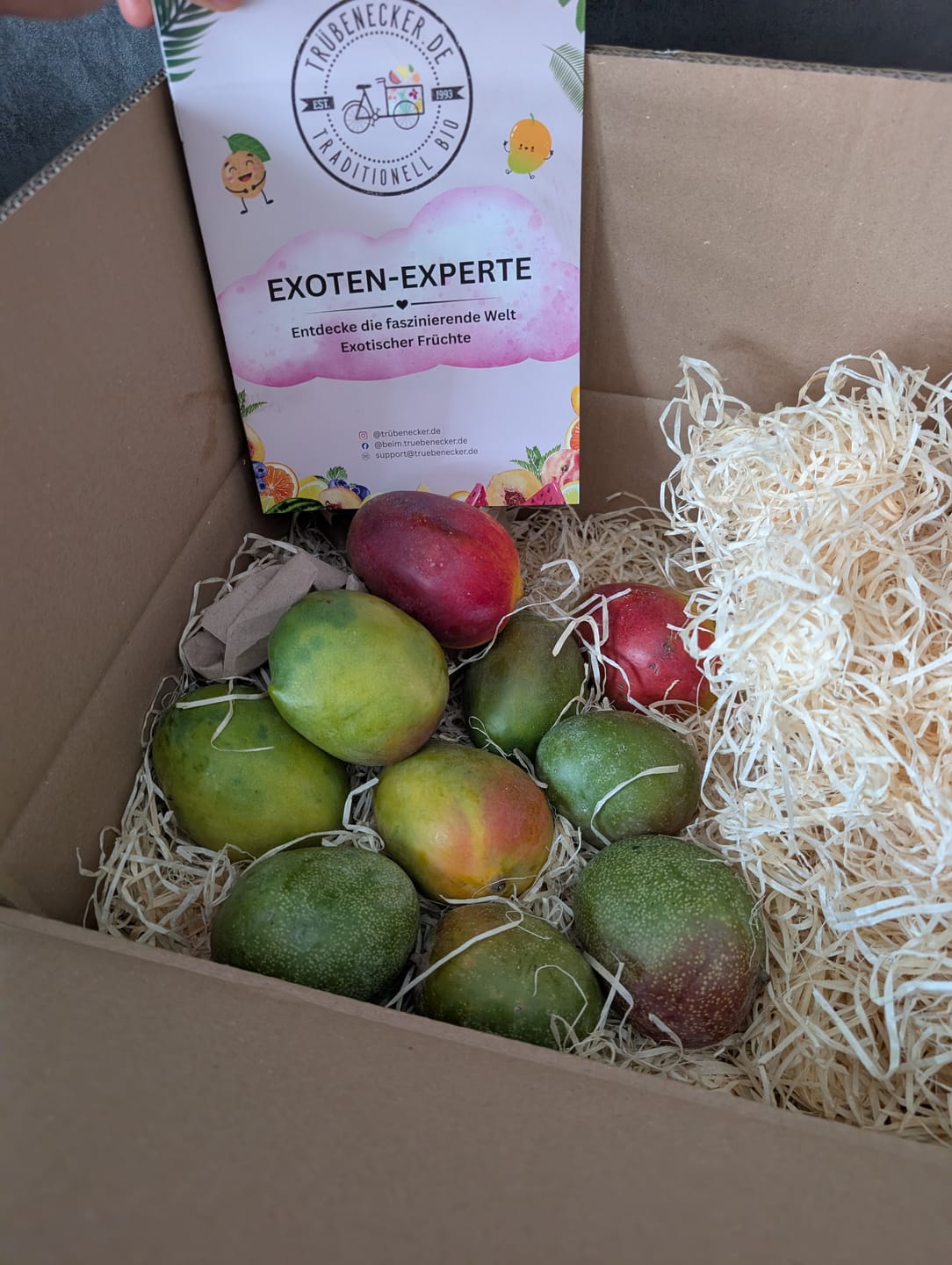 Customer photo review of Babymango & Litschi Box