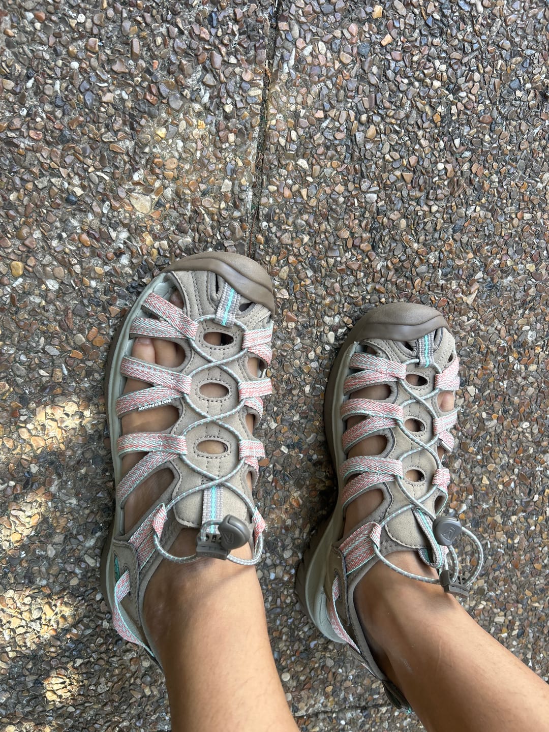 Customer photo review of סנדלי KEEN לנשים | Whisper