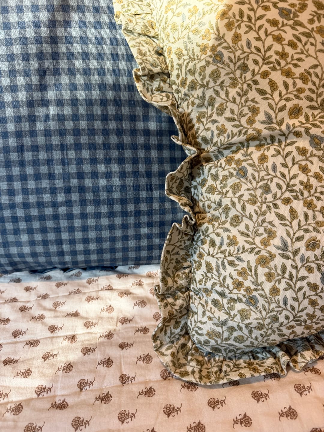 Customer photo review of Meadow Ruffle - 18" | 22" | 26" | 12x20"