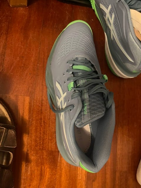 Customer photo review of GEL RESOLUTION X PADEL M