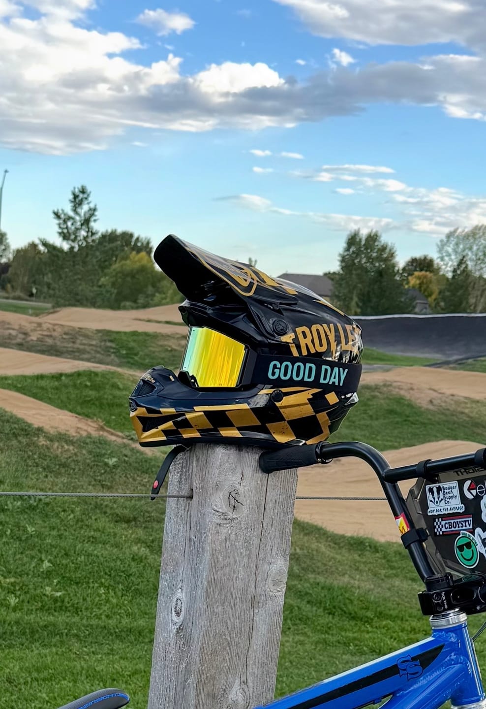 Customer photo review of Gracey Moto/MTB Goggle - Champagne Lens