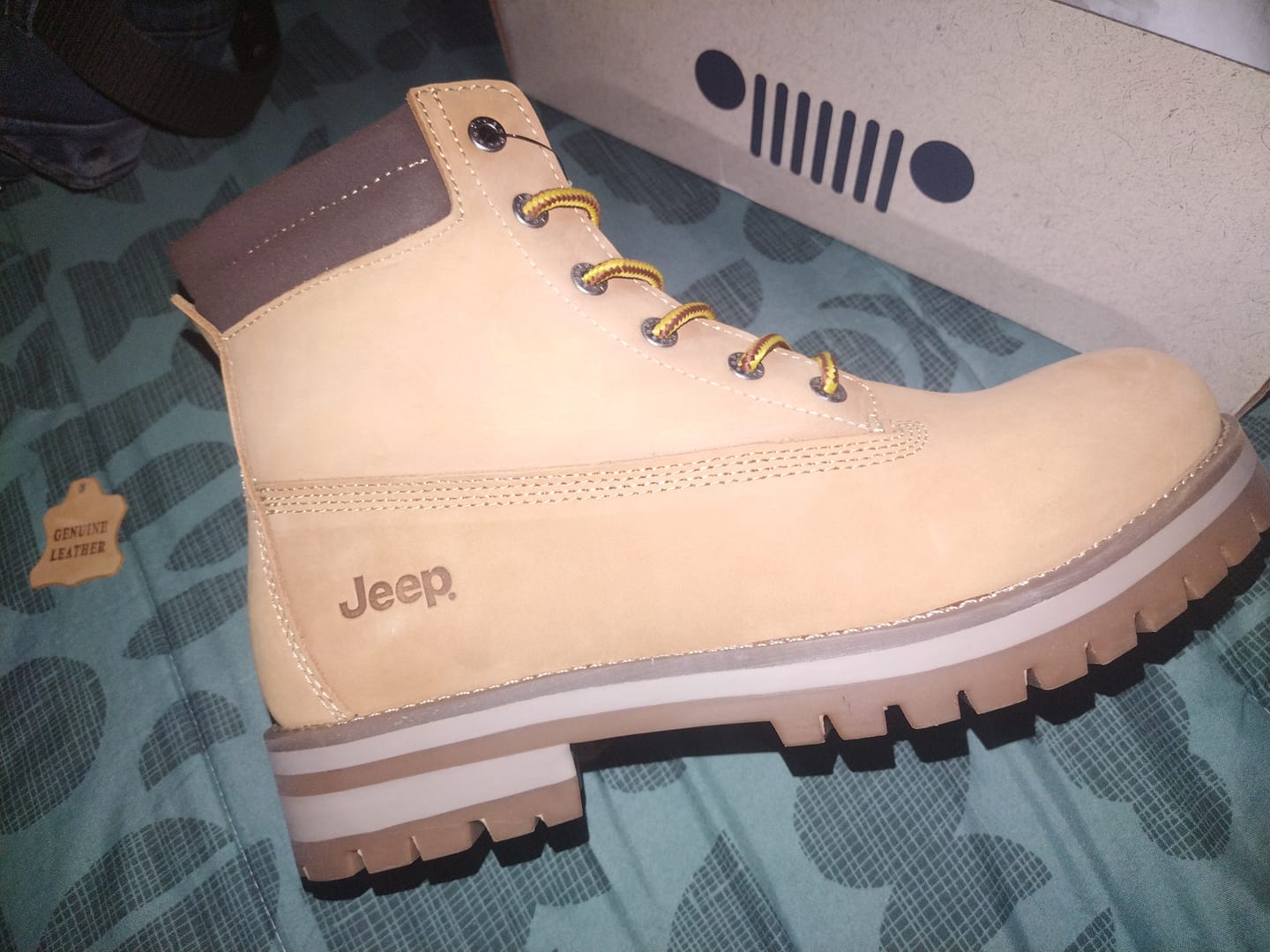 Customer photo review of Gecko Boot