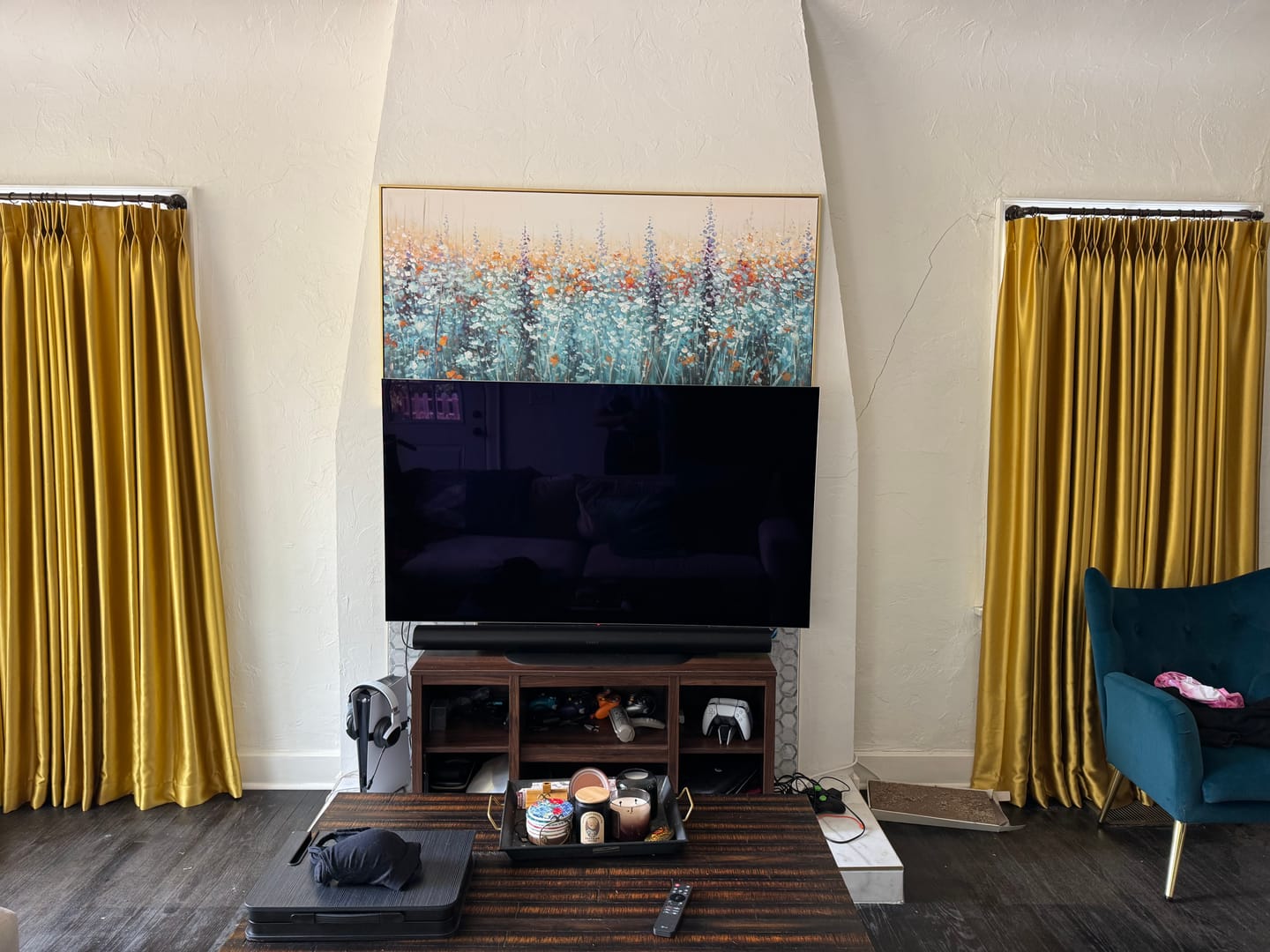 Customer photo review of Morning in Giverny – Thick Impasto Wildflower Meadow Painting | Colorful Impressionist Floral Living Room Art