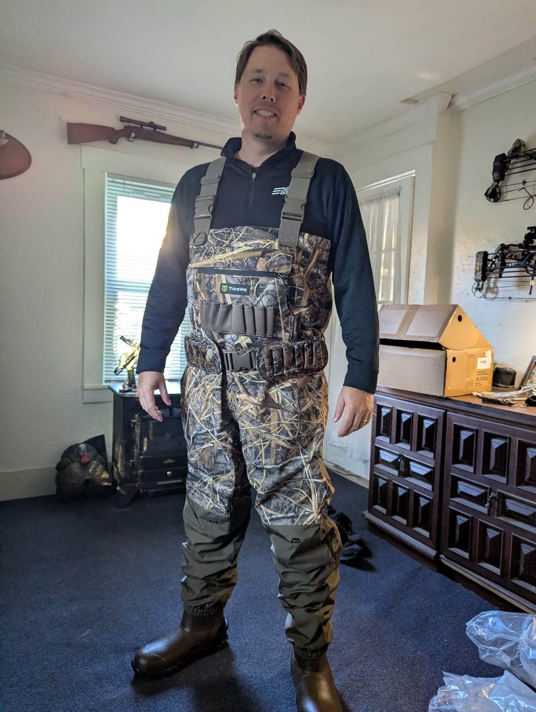 Customer photo review of AquaWade Men’s Breathable Waders | Lightweight Waterproof Camo Durable Nylon Hunting Bibs | Bootfoot Chest Waders with Insulated Boots for Duck Hunting