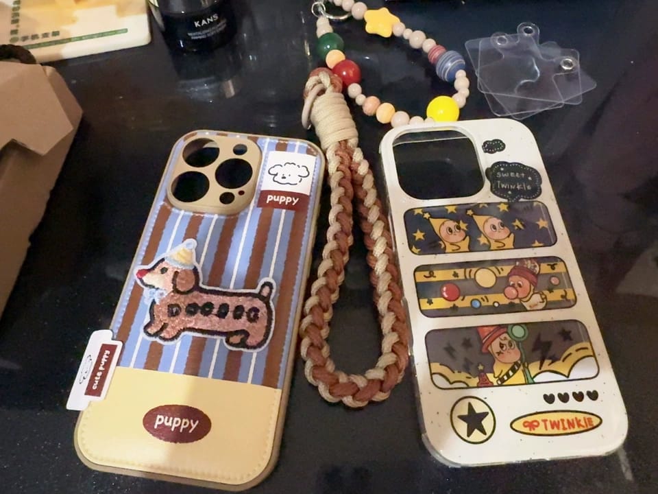 Customer photo review of Hardal Lucky Puppy Köpek Desenli Boncuklu Askılı iPhone Kılıfı