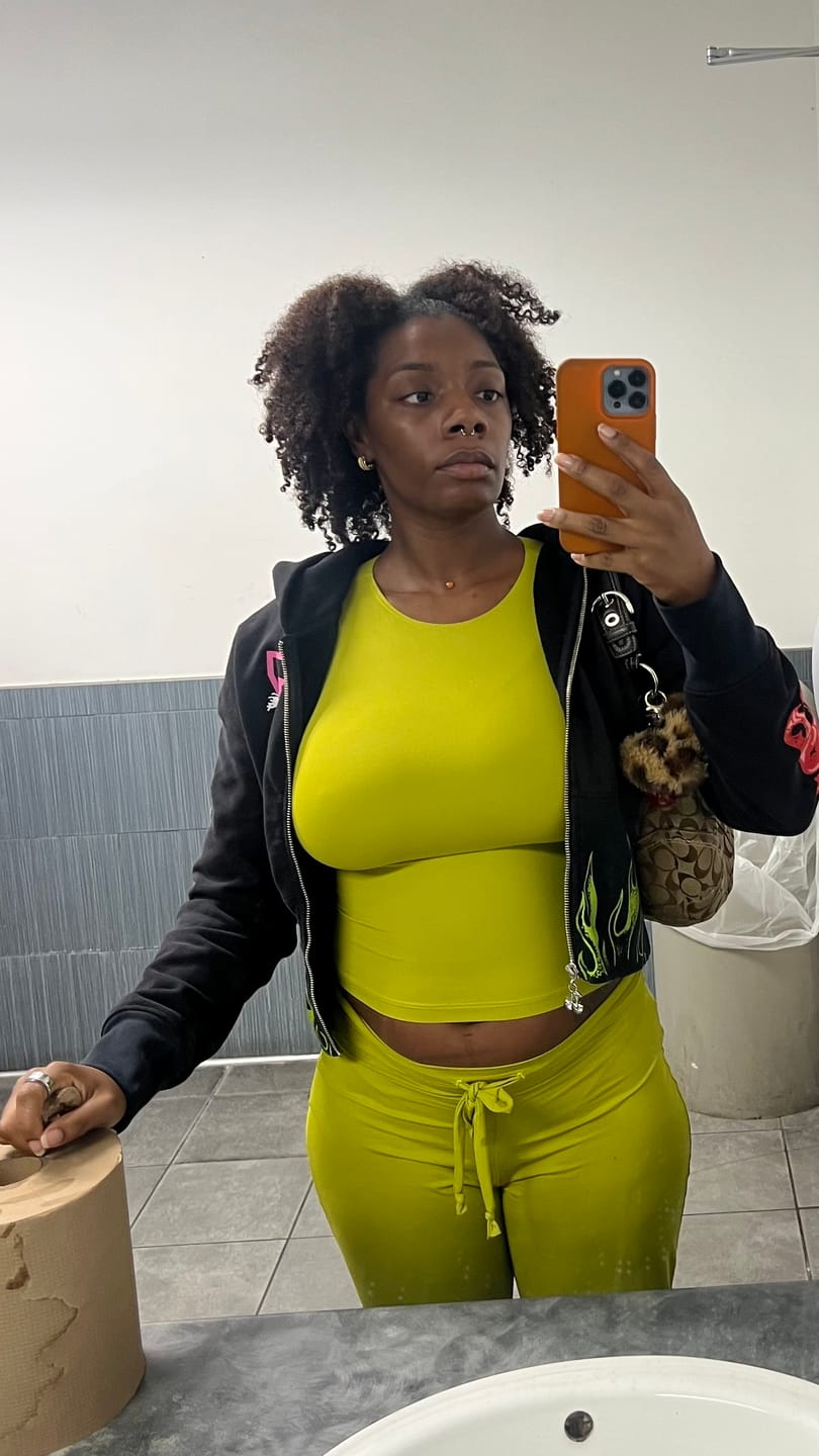 Customer photo review of EVERYDAY PANT