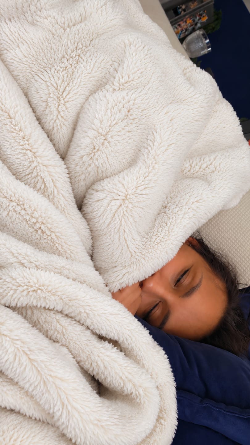 Customer photo review of Cuddle – Premium Kunstfell-Decke